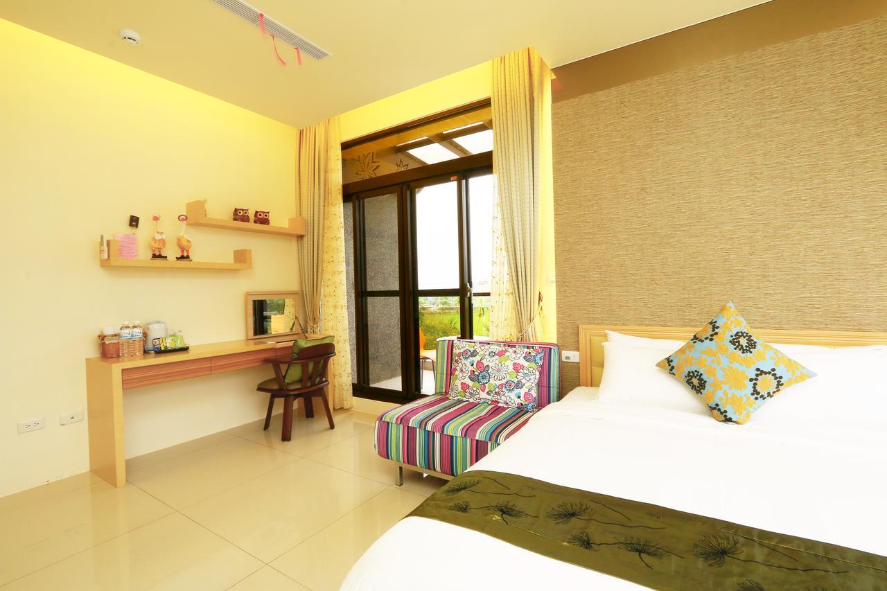 Sakura Love River Bed And Breakfast Дуншань Екстер'єр фото